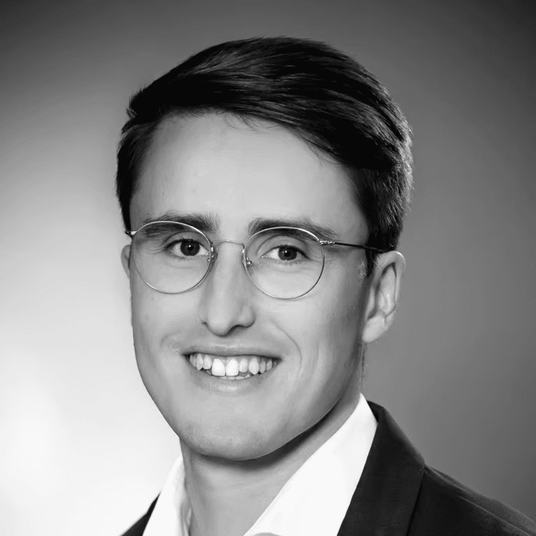 Dr. Tobias  Brune, Strategy Advisor & Co-Founder